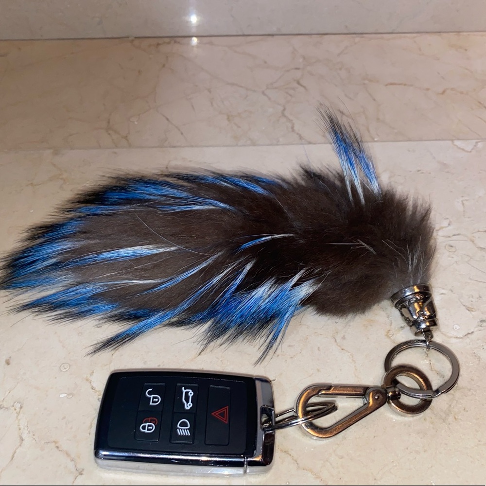 Jimmy Choo Fox tail key chain (genuine fur)